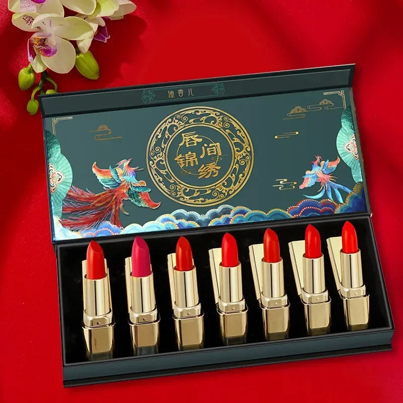 Long-lasting moisturizing Chinese style carved lipstick set